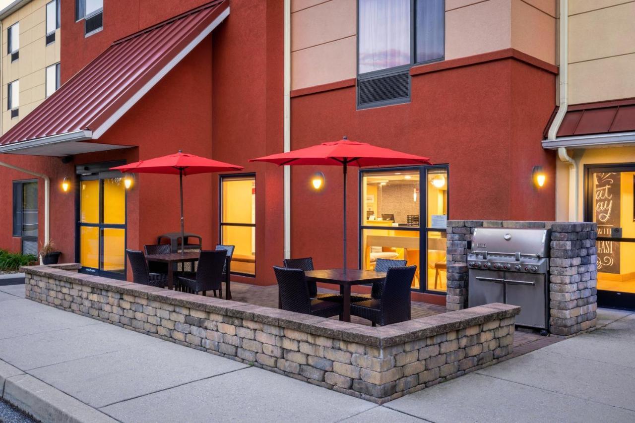 Towneplace Suites By Marriott York Esterno foto