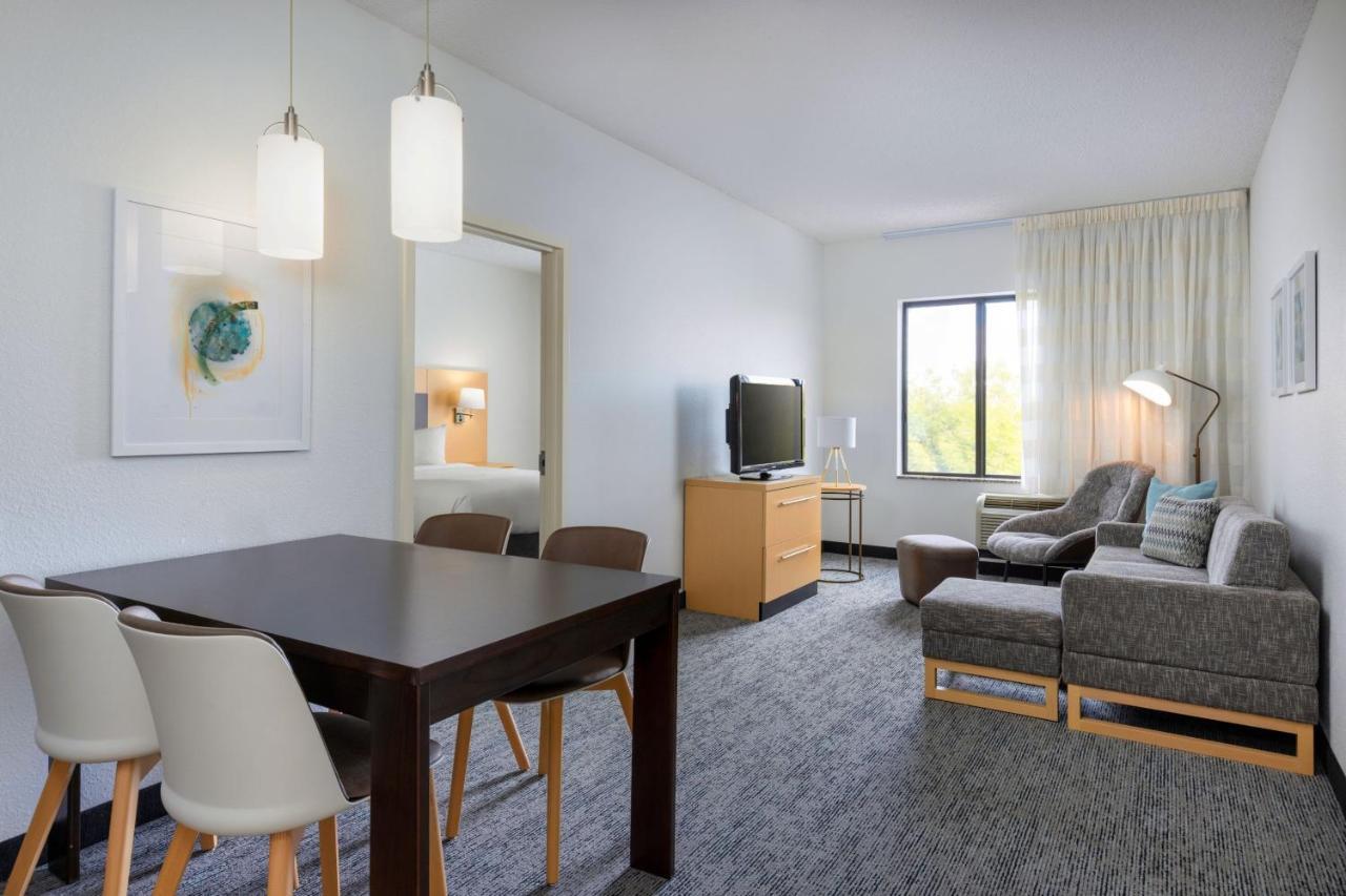 Towneplace Suites By Marriott York Esterno foto